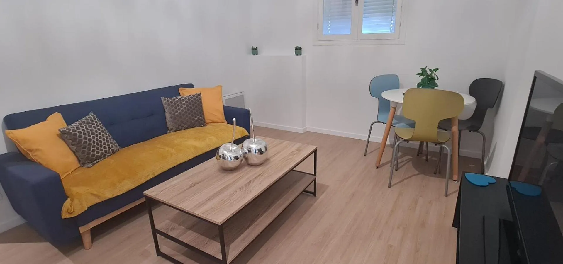 Tres Beau 2 Pieces A Nice Appartement